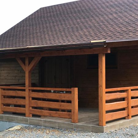 Rancho 555 Guest House Ujhorod Exterior foto