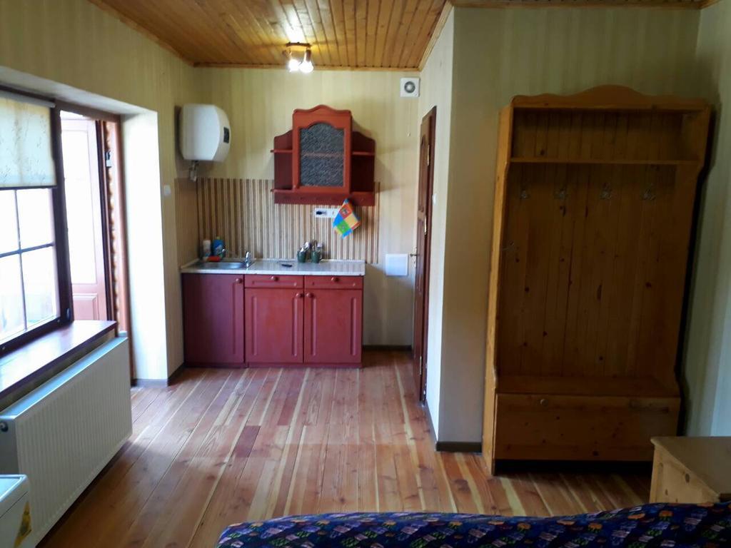 Rancho 555 Guest House Ujhorod Exterior foto
